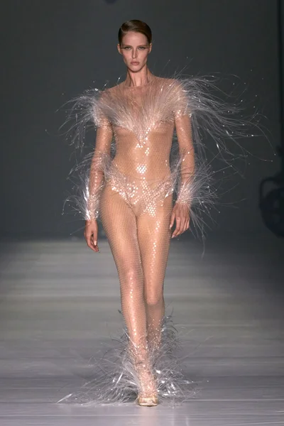 Look 24